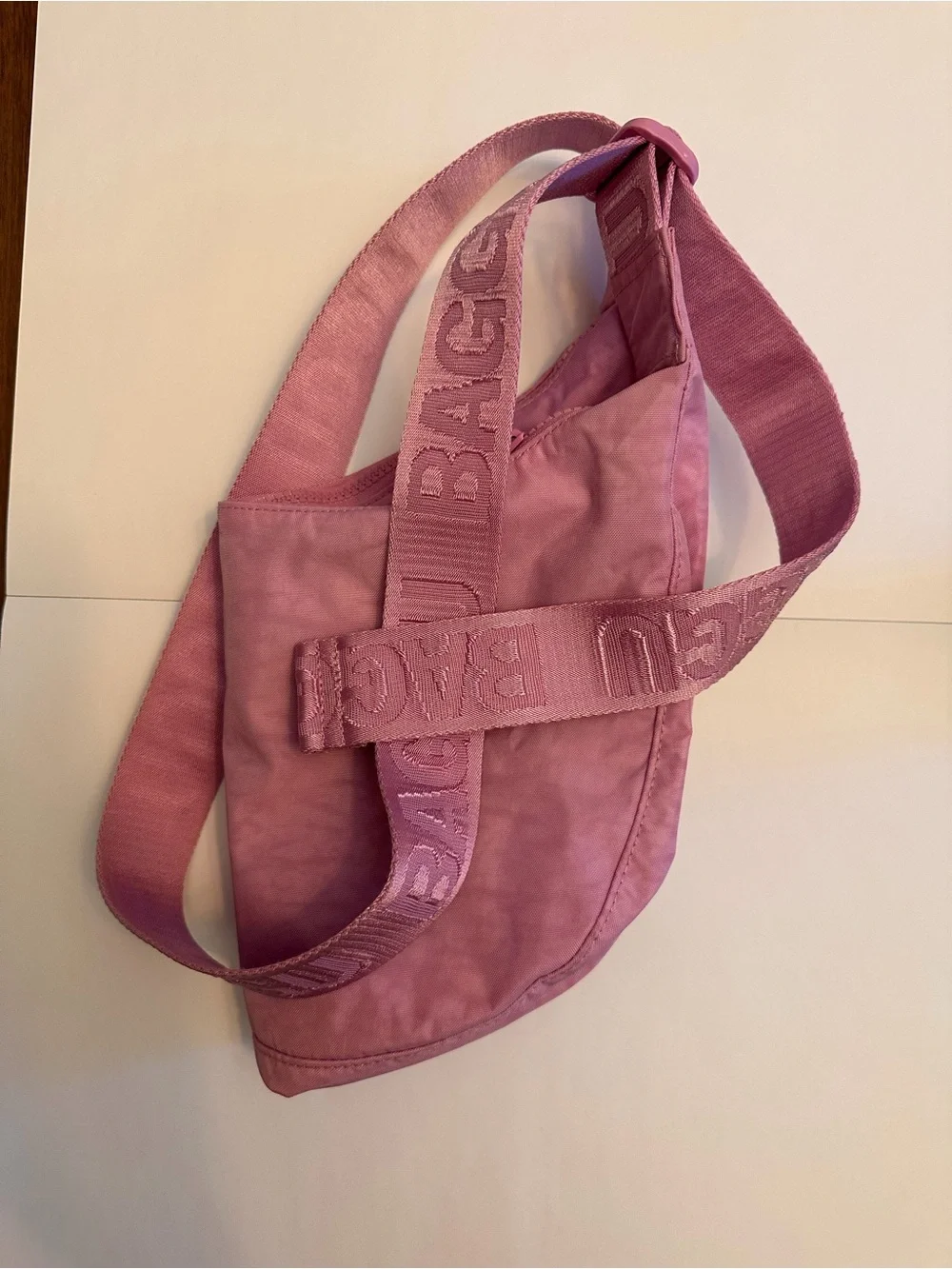 BAGGU Peony Medium Crescent